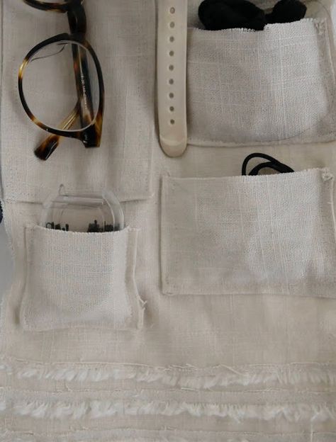 DIY Wall Pocket Organizer: Room Revamp Series Wall Pocket Organizer, Sewing Hems, Room Revamp, Diy Wool, How To Make Banners, Diy Posts, Pocket Organizer, Fabric Scissors, Sewing Needle