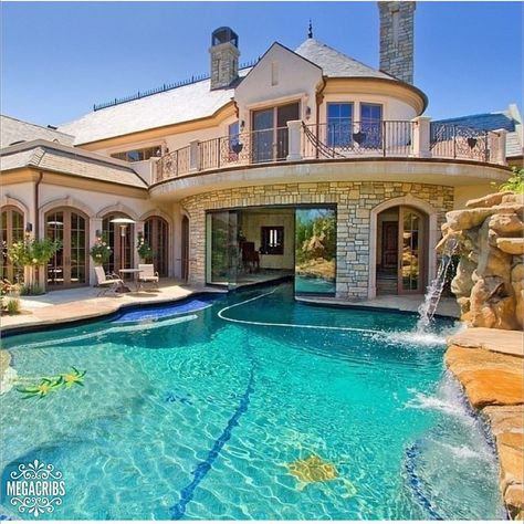 Luxury Pools, Rich Motivation, Bangunan Minecraft, Luxury Houses Mansions, Dream Mansion, Dream Pools, Dream House Rooms, Luxury Homes Dream Houses, Dream Backyard