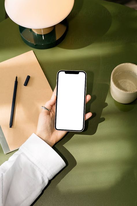 "Woman With Cell Phone With A White Screen At Office. Mockup Phone" by Stocksy Contributor "Artem Podrez" - Stocksy Phone Flatlay, No Phone Aesthetic, People Using Phone, Photography With Phone, Green Moodboard, Computer Mockup, Office Screens, Summer Vision, Post Insta