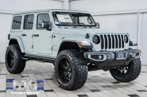 Jeep Wrangler Unlimited JL Sahara Earl Clearcoat Special Edition Sahara Jeep, Jeep Overland, Overland Camper, Jeep Unlimited, Jeep Sahara, Camper Car, Jeep Dogs, Wrangler Unlimited Sahara, Car Goals