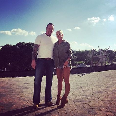 Michelle Mccool, Mark Calaway, Wwe Couples, Undertaker Wwe, Wwe Diva, The Undertaker, Wwe Tna, Vince Mcmahon, Wwe Champions