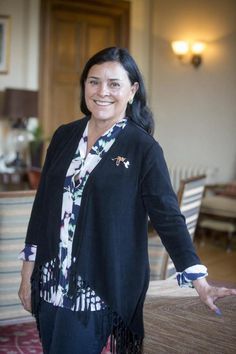 Outlander creator Diani is a consultant on the show Gabaldon Outlander, Outlander Knitting, Diana Gabaldon Books, Outlander Characters, Diana Gabaldon Outlander Series, Jaime Fraser, Diana Gabaldon Outlander, Outlander Tv Series, The Emmys