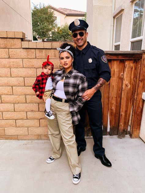 Gangsta Party Outfit, Cholo Outfits For Women, Cholla Outfits, Cute Chola Outfit, Chola Outfits 90s, Chola Birthday Party Ideas, Cholo Halloween Costume, Chola Halloween Costumes, Cholo Party Outfit