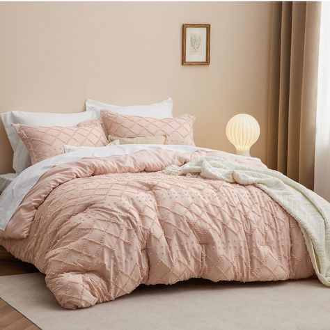 Bedsure 3-Piece Boho Embroidered Tufted Style Duvet Cover + Shams / Pillow Cases Pink Condition: New In Package. Included: Duvet Cover (Not A Comforter), (2) Matching Standard-Sized Shams. Materials: 100% Polyester Color: Pink (Solid) 100% Premium Polyester Unique Design:This Classically Tufted Embroidery Design Pattern Brings A Unique And Luxurious Look To Any Bedroom; A Simple Yet Sophisticated Design Will Have Your Bedroom Revitalized. Quality Material: We Choose Premium Hypoallergenic Microf Farmhouse Bed Set, Western Comforters, Western Comforter, Chic Dorm, Modern Farmhouse Bedding, Western Comforter Sets, Farmhouse Bedding Sets, Comforter Sets Boho, Dorm Bedding Sets