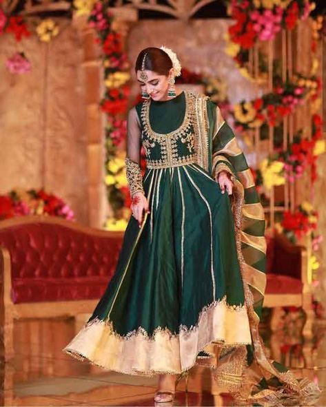 Latest Wedding Long Frock Designs In Pakistan For 2022-2023 | FashionEven Maxi Dresses, Long Frock Designs, Chiffon Frocks, Long Frock, Frocks Designs, Fashion Enthusiast, Floral Printed, Top Fashion, Pakistan