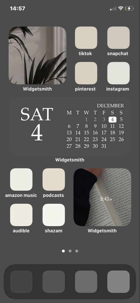 Ios16 Ideas Aesthetic, Begie Phone Wallpaper Cute, Widget Organization Iphone, Iphone Ios 15 Layout Ideas, Ios 16 Homescreen Ideas Aesthetic, Minamilist Aesthetic Wallpaper Iphone, Iphone Wallpaper Widgetsmith Ideas, Ios 16 Wallpaper Minimalist, Phone Screen Ideas Aesthetic