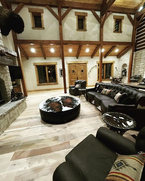 Western Interior Design Rustic, Western House Exterior, Western House Ideas, Chickasha Oklahoma, Dope Room, Black Leather Ottoman, Farmhouse Build, Barn House Interior, Cowhide Ottoman