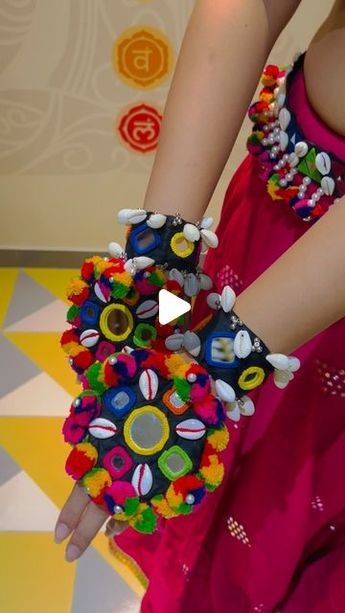 Thread Necklace Diy, Navratri Diy, Navratri Design, Indian Holidays, Navratri Outfit, Indian Fancy Dress, Navratri Jewellery, Cloth Jewellery, Trendy Jewelry Handmade