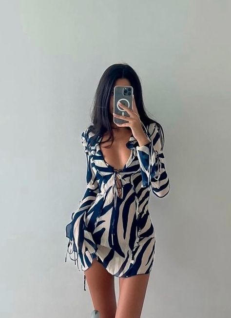 Zebra Print, Holiday Outfits, Buty Jordan, Tie Up Dress, Holiday Outfits Summer, Festival Looks, Outfits Verano, Mode Inspiration, Looks Style