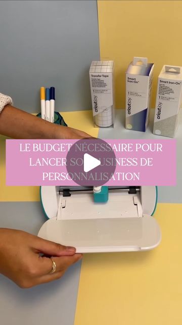 J’ai une idée créative ✂️🎀 on Instagram: "Voici le budget à prévoir selon moi pour se lancer dans la personnalisation par flocage. Je vous conseille de choisir une de ces 2 marques pour votre plotter de découpe (cricut ou silhouette), car ce sont celles le plus répandu sur le marché. De ce fait, vous trouverez très facilement comment l’utiliser sur internet 🥰 #smallbusiness #personnalisation #silhouettecameo #creative #cricut" Instagram, Cricut, Cricut Maker Francais, Internet, On Instagram