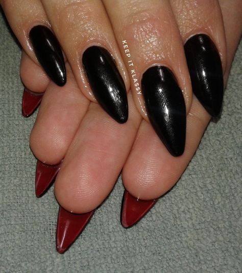 Black Acrylic With Red Under, Black Nails With Under Color, Black Nails With Red Bottoms Almond, Black Nail Red Under, Black Nails W Red Under, Black Matte Nails With Red Under, Black Nails With Red Inside, Black And Maroon Nails Acrylic, Black And Red Under Nails