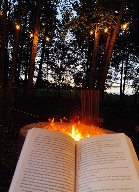 #reading #fire #firepits #books Backyard Campfire Aesthetic, Autumn Bonfire Aesthetic, Reading By The Fire, Summer Campfire Aesthetic, Fire Night Aesthetic, Fire Pit Aesthetic, Kristina Aesthetic, Naina Yjhd, Happy Activities