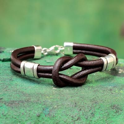 Mens Bracelet Diy, Mens Leather Jewelry, Masculine Jewelry, Mens Sterling Silver Necklace, Diy Leather Bracelet, Hand Made Leather, Leather Wristband, Leather Bracelets Women, Leather Wristbands