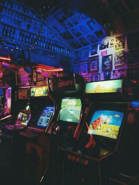 Arcade Retro, Game Aesthetic, 달력 디자인, Photo Deco, Fotografi Digital, American Graffiti, New Retro Wave, 80s Aesthetic, Neon Aesthetic