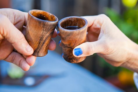 How to: Make DIY Wooden Shot Glasses | Man Made DIY | Crafts for Men | Keywords: sponsored, alcohol, tequila, woodworking Diy Crafts For Men, Crafts For Men, Glasses Man, Hout Diy, Wood Turning Lathe, Wood Projects For Beginners, Wood Crafting Tools, Lathe Projects, Woodworking Patterns