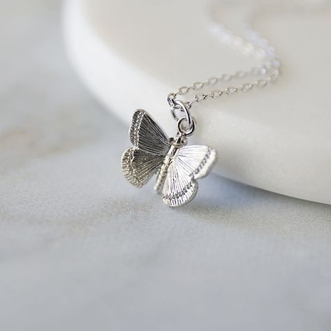 Dainty Silver Butterfly Pendant Necklace, Butterfly Necklace, Bridesmaid Gift, Birthday Gift, Minimalist Necklace, Birthday Gift -JU6 by Rudiana on Etsy Chain Necklace Outfit, Butterfly Necklace Silver, Tiny Butterfly, Dainty Butterfly, Bridesmaid Necklace Gift, Prom Necklaces, Minimalist Necklace Gold, Necklace Butterfly, Stacked Necklaces