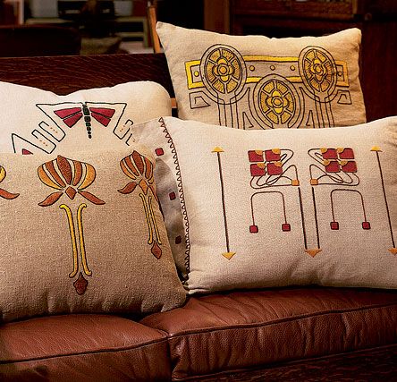 Art & Craft of the Accent Pillow — Arts & Crafts Homes and the Revival Tela, Craftsman Style Textiles, Pillows Embroidery, Arts And Crafts Bungalow, Arts And Crafts Interiors, Embroidered Pillows, Arts And Crafts For Adults, Arts And Crafts For Teens, Pillow Ideas