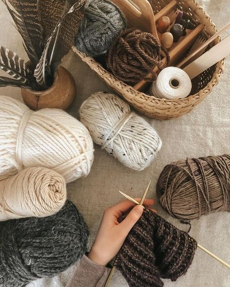 Kasey J. Ray on Instagram: "I can’t tell you how refreshing it was to pull out the needles + yarn and knit again! Perfect for deep winter days when you want to stay cozy but also need to work with your hands. I knitted the whole skein in a seeded rib stitch and then just weaved/stitched the buff into the size + shape I wanted, so it’s super simple to just pull on. ☺️🧶🕯" Cozy Crochet Aesthetic, Crochet Vision Board, Knitting Aesthetic Photography, Autumn Hobbies, Cozy Knitting Aesthetic, Comfort Activities, New Hobby Aesthetic, Weaving Aesthetic, Knitted Aesthetic