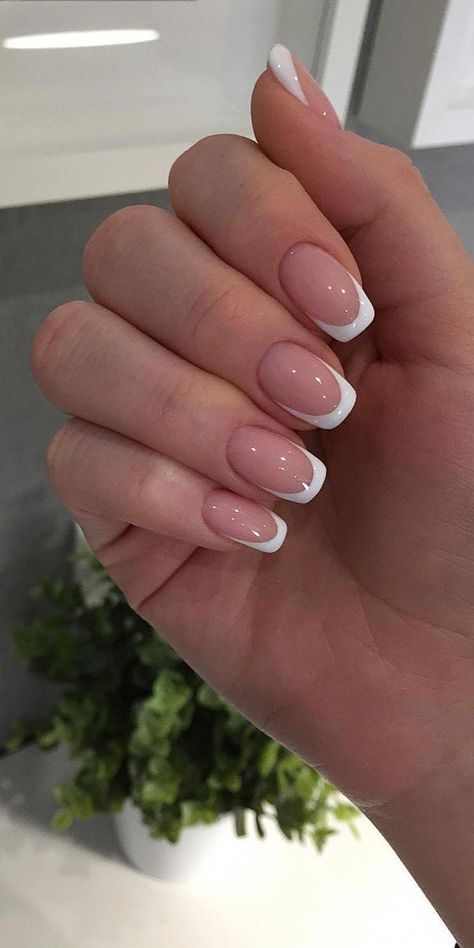 Designs Acrylic Nails, French Manicure Acrylic Nails, French Manicure Nail Designs, Manikur Kuku, Manicured Nails, French Tip Acrylics, Manicure Nail Designs, French Manicure Nails, French Tip Acrylic Nails