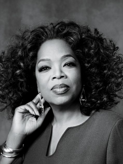 Oprah Winfrey                                                                                                                                                      More Headshots Women, Ted Talk, Influential Women, Business Portrait, Women Leaders, Black And White Photo, Badass Women, Branding Photoshoot, Oprah Winfrey