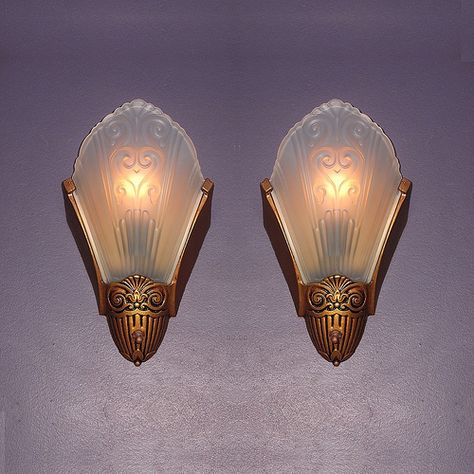 simple and elegant pair of vintage wall sconces by Virden.    http://www.vintagelights.com/product/1/pair-vintage-1920s---30s-slip-shade-wall-sconces-by-virden.html Stoke Newington, Art Deco Ideas, Vintage Lights, Shade Wall, Art Deco Fan, Vintage Wall Sconces, Vintage Slip, Art Deco Decor, Crystal Wall Sconces