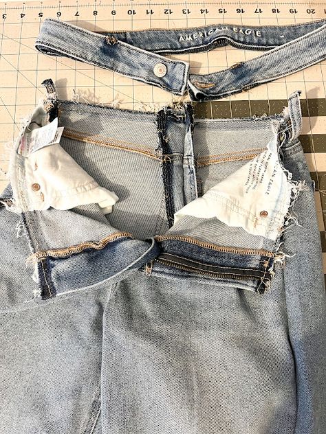 110 Creations: How to Alter a Jeans Waist Refashioned Clothes, How To Alter Jeans Waist, Alter Jeans, Altering Jeans, Flat Felled Seam, Seam Rippers, Mom Denim, Current Styles, Progress Pictures