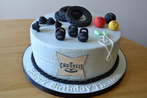 Cross fit themed cake Crossfit Cake Birthday, Crossfit Cake Ideas, Gym Theme Cake For Men, Dad Cupcakes, Teacher Birthday Cake, Crossfit Cake, Boys 16th Birthday Cake, Fitness Cake, Gym Cake