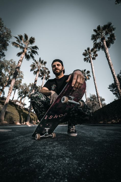 Senior Photos With Skateboard, Photos With Skateboard, Pics With Skateboard, Skateboard Photoshoot Ideas, Posing With Skateboard, Senior Skateboard Pictures, Senior Pictures With Skateboard, Senior Picture Ideas Skateboard, Skateboard Picture Ideas