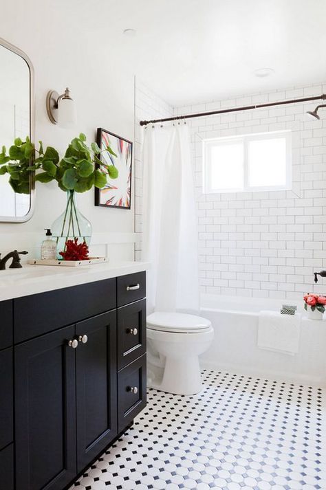 Black and White Bathroom with subway tile shower, interesting tile detail around window Bathroom Floor Tile Small, Makeover Kamar Mandi, Bilik Air, Vintage Style Bathroom, Subway Tile Showers, Subway Tiles Bathroom, Best Bathroom Designs, Bad Inspiration, Classic Bathroom