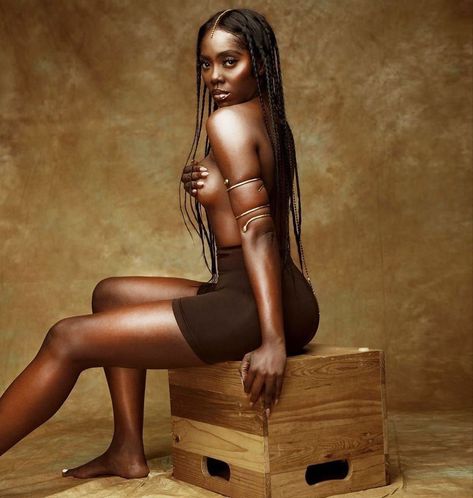 Rare Photos, Nigerian Woman, Tiwa Savage, Seductive Photos, Gospel Singer, Attractive Female, Female Musicians, African Queen, West Africa