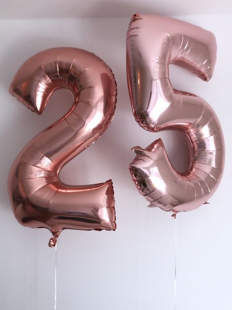 25 Balloons Number, 25 Birthday Balloons, 25 Birthday Aesthetic, 25th Birthday Ideas For Her Decoration, 25th Birthday Aesthetic, Happy 25 Birthday, 25 Th Birthday, 25 Birthday Ideas, Birthday 25 Years