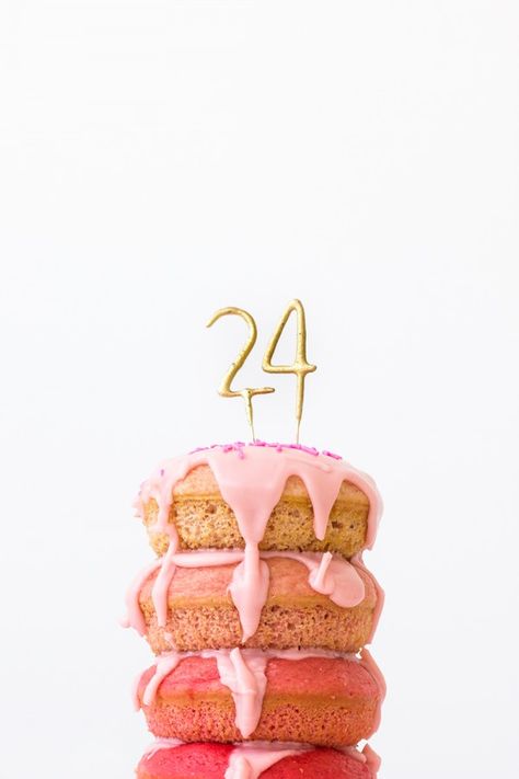 ombre donut layer cake #lifeoftheparty Donut Drizzle, Happy Birthday 24th Birthday, 24 Birthday Cake, Donut Stack, 24th Birthday Cake, Donuts Cake, 24 Birthday, Donut Tower, Happy 24th Birthday