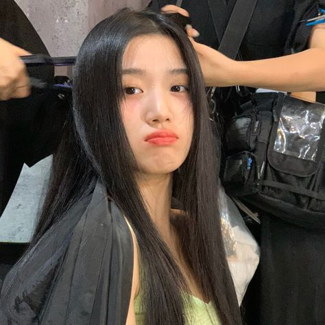 Lu Yuxiao, Y2k Grunge, Gambar Figur, How To Be Likeable, Icon Pfp, Lily Rose, Iconic Women, Low Quality, Chinese Actress