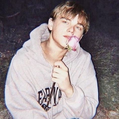 Leonardo Dicarpio, Leonard Dicaprio, Leonardo Dicaprio Photos, Leonardo Dicapro, Leonardo Dicaprio 90s, Young Leonardo Dicaprio, Leo Dicaprio, Images Esthétiques, 90s Aesthetic