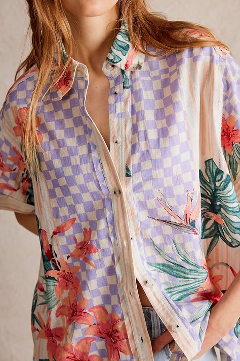 We The Free Retro Tropics Shirt | Free People Crop Top And Button Up Shirt Outfit, Women Hawaiian Shirt Outfit, Patterned Button Up Shirt Women, Tropical Weather Outfits, Tropical Shirt Outfit Women, Floral Button Up Shirt Outfit, Short Sleeve Button Up Outfit Women, Linen Button Down Shirt Women Outfit, Tropical Shirt Outfit