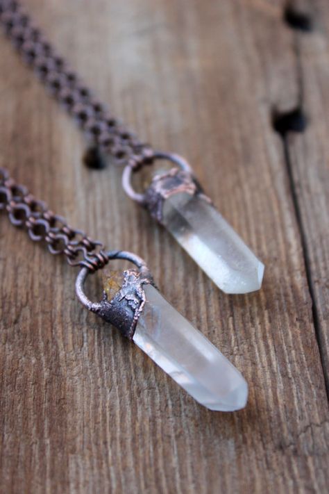 Raw Crystal Jewelry Inspiration - Nunn Design Copper Electroformed Jewelry, Ornaments Jewelry, Raw Quartz Necklace, Silver Jewelry Cleaner, Raw Crystal Jewelry, Jewelry Editorial, Jewelry Logo, Electroformed Jewelry, Quartz Crystal Pendant