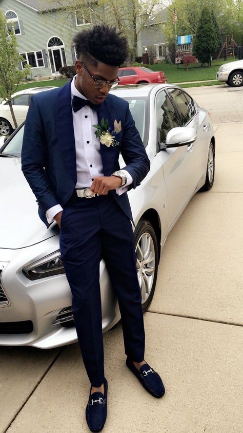 Thank you for tagging us in your photos! We will be reposting them as soon as you tag us 🖤 #BaryamesTux Best Prom Suits For Men, Prom Suit Ideas, Guys Prom Outfit, Best Wedding Suits For Men, Suit For Prom, Boy Prom Outfit, Prom Outfits For Guys, Homecoming Outfits For Guys