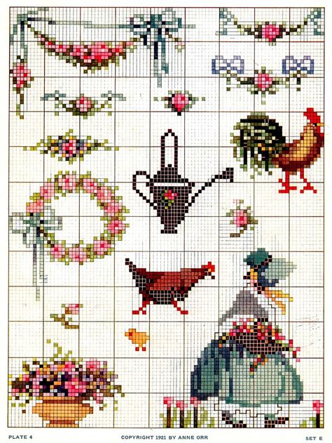 Flowers Stitch, Rooster Cross Stitch, Stitch Wreath, Wreath Cross Stitch Pattern, Wreath Cross Stitch, Small Motifs, Wreath Cross, Floral Cross Stitch Pattern, Cross Stitch Fonts