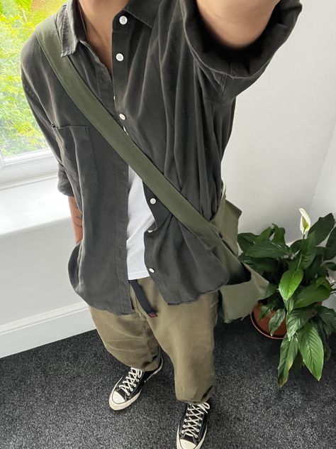 Outfits With Carhartt Pants, Emo Mens Fashion Aesthetic, Mens Flannel Outfit Streetwear, Christian Men Outfit, Mixed Men Outfits, Guys Dark Academia Fashion, Minimalist Outfit Men Aesthetic, Formalwear Aesthetic Men, German Style Fashion Men