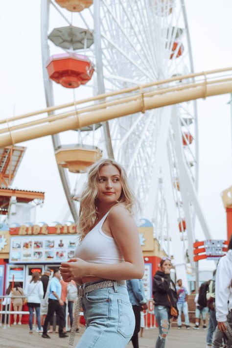 last year, i did my first photoshoot at santa monica pier. i always wanted to do a carnival themed type shoot, and this totally filled that for me. highly reccommed shooting here. you can also take a few steps down to the beach and get some amazing shots under and next to the pier. #santamonicapier #santamonicapierphotoshoot #santamonicapierphotography #editorialphotoshoot #editorialphotography #carnivalphotoshoot #fairphotography #fairphotoshoot Los Angeles, Santa Monica Photoshoot, Santa Cruz Photoshoot, Venice Beach Photoshoot, Pepperdine Graduation, Arcade Portraits, Santa Monica Pier Photoshoot, Boardwalk Photoshoot, Pier Photoshoot