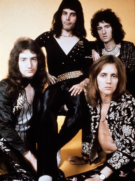 Queen Photos, Roger Taylor, Queen Freddie Mercury, John Deacon, Rock Groups, Brian May, Queen Band, Killer Queen, Save The Queen