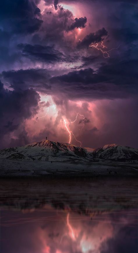 Aesthetic Storm Pictures, Nature, Theresa Core Aesthetic, Thunderstorm Aesthetic, Lightning Images, Pictures Of Lightning, Storm Pictures, Lightning Photos, Storm Wallpaper