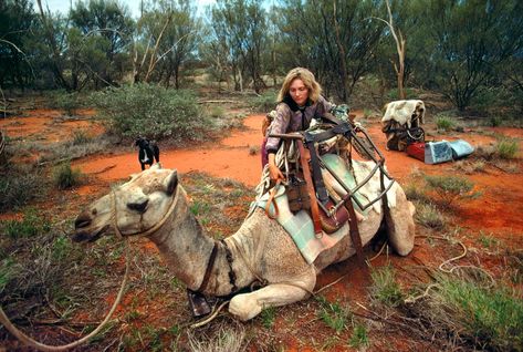 Robyn Davidson, Tracks Movie, Australian Desert, Mia Wasikowska, Australian Outback, Alice Springs, Western Culture, Nine Months, Indian Ocean