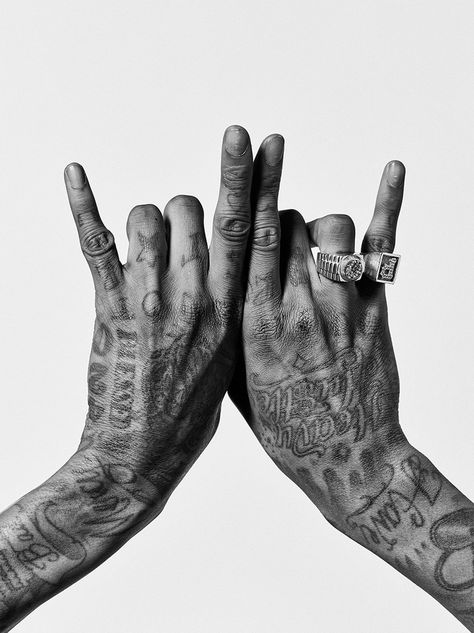 Whiz Khalifa - Neil Bedford Wiz Khalifa Tattoos, Whiz Khalifa, Ems Tattoos, Open All Hours, Taylors Gang, Tato Lengan, Arte Hip Hop, Graphic Design Images, Snoop Dog