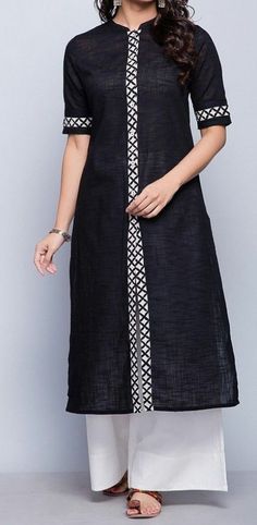 Kurti Sleeves Design, Indian Kurti Designs, New Kurti Designs, Simple Kurta Designs, Gaun Fashion, Simple Kurti Designs, Designer Kurti Patterns, Salwar Designs, Kurti Designs Latest