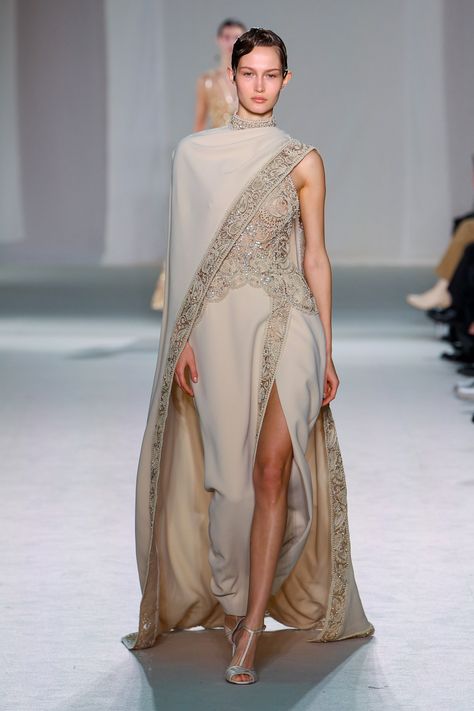 Elie Saab Spring, Couture, Elie Saab Couture, Couture Spring 2023, Elie Saab Ready To Wear, Fashion Designer Dresses, Red Carpet Dress, Soiree Dresses, Ready To Wear Fashion
