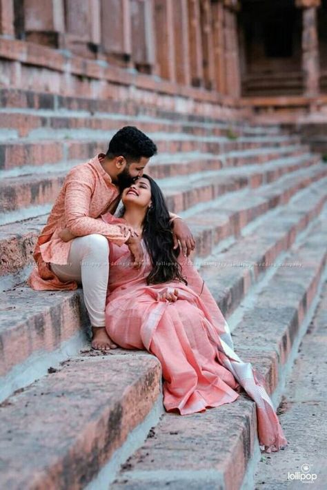 Introducing Best Pre-Wedding photoshoot ideas & themes that we have spotted for South Indian Couple. #weddingbazaar#indianwedding #preweddingphotoshoot #southindianprewedding #southindianpreweddingphotoshoot #southindianpreweddingshoot #southindianpreweddingphotoshootoutdoor #southindianpreweddingphotoshootposes #southindianpreweddingphotography #southindianpreweddingposes #southindianpreweddingshootposes #southindianpreweddingshootdresses #southindianpreweddingideas #southindianpreweddingunique Couple Pose For Pre Wedding Shoot, Pre Wedding Shoot Ideas Indian Couple Photos In Saree, Pre Wedding Shoot Pics, Couple Photoshoot With Saree, Saree Photoshoot Poses Couple, Pre Wedding Shoot Saree Ideas, Pre Wedding Photoshoot Dress Ideas Outfit Indian, Photoshoot Ideas For Prewedding, Pre Wedding Shoot Outfits