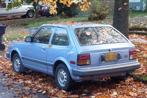 Curbside Classic....1980 Honda Civic Hatchback  #Honda #HondaCivic #HondaCars Hatchbacks, Cute Honda Civic, Best Small Cars, Hot Hatchback, 2024 Moodboard, Hatchback Cars, Honda Civic Coupe, Classic Japanese Cars, Fast Life