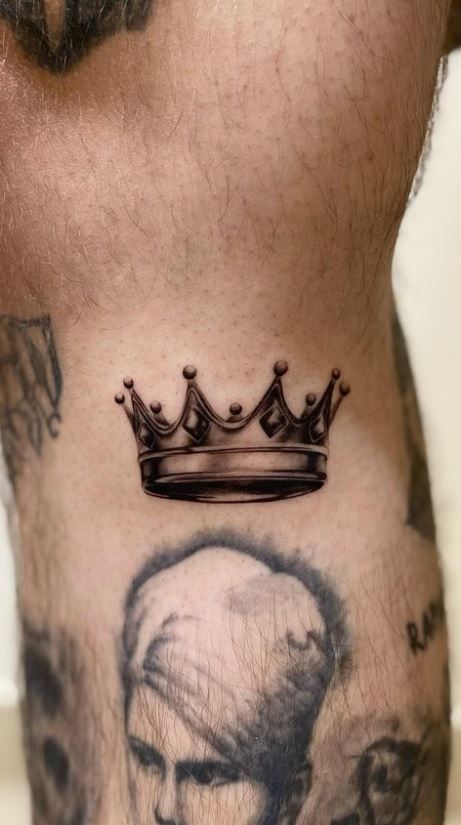 Biblical Crown Tattoo, Realism Crown Tattoo, Swedish Crown Tattoo, Crown Neck Tattoo For Men, Upside Down Crown Tattoo, King Crown Tattoo Men, Crown Finger Tattoo Men, King Crown Tattoo Design For Men, Crown Forearm Tattoo