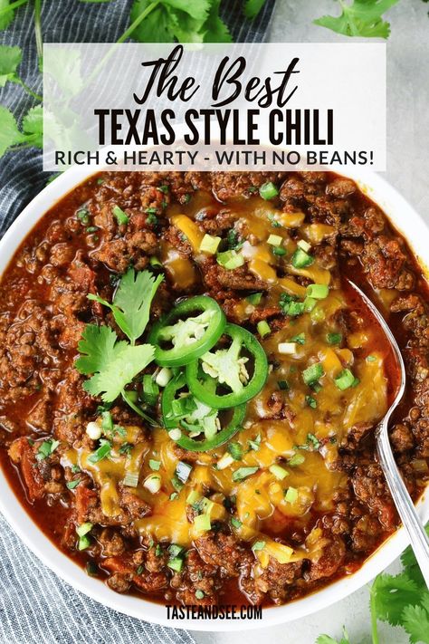 Best Meat Chili Recipe, The Best Texas Chili Recipe, Homemade Texas Chili Recipe, Steak And Ground Beef Chili, Chili Texas Style, Southern Style Chili Recipes, Crock Pot Texas Chili, Beef Chili No Beans Recipe, Ground Meat Chili Recipe